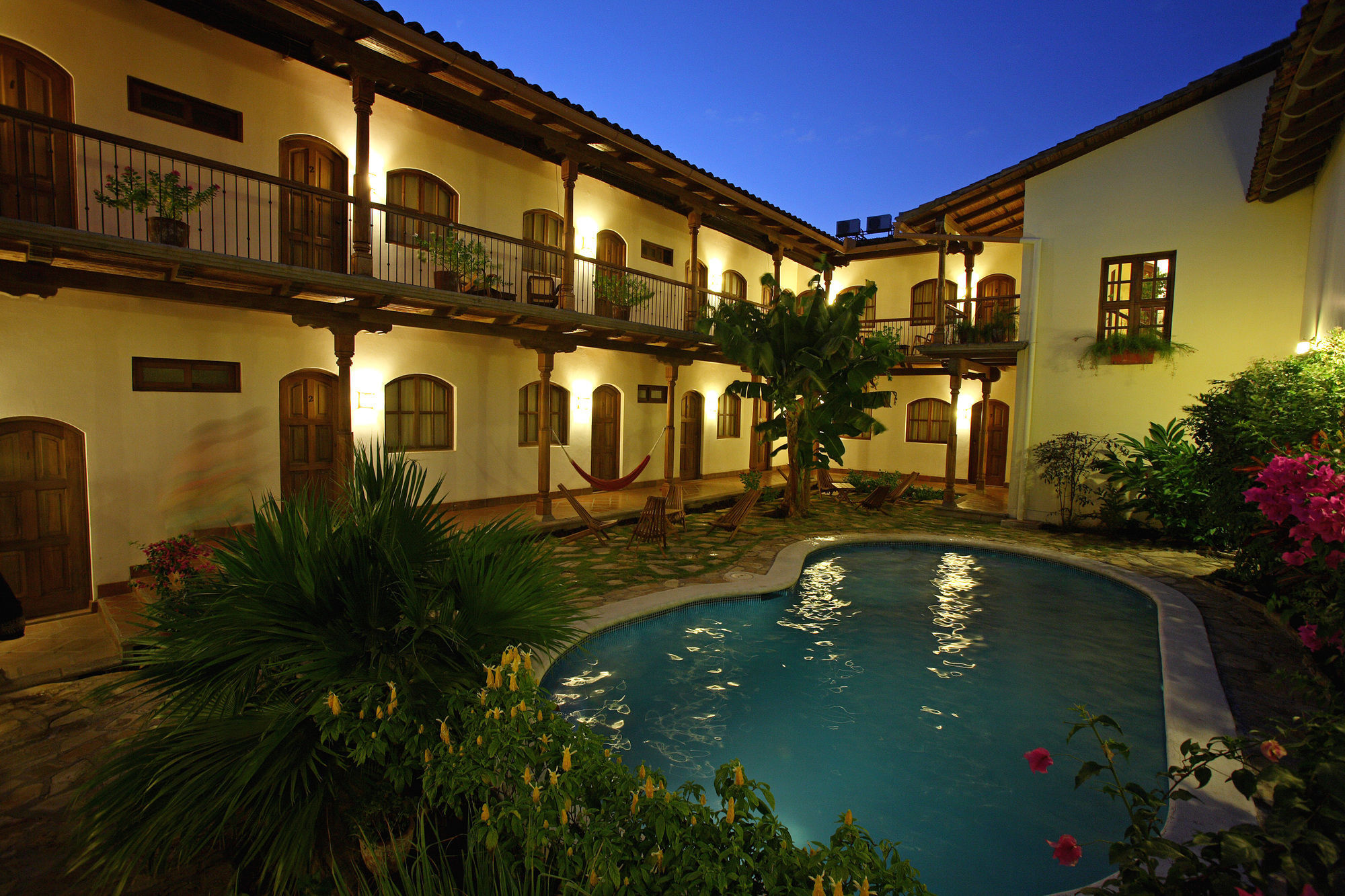 Hotel Patio Del Malinche Гранада Экстерьер фото